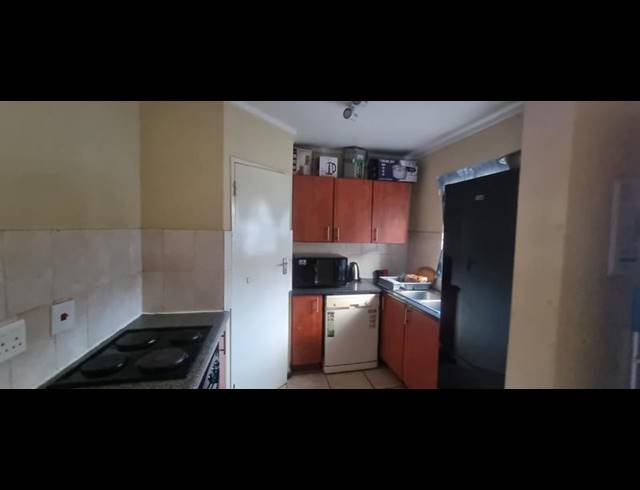 2 BEDROOM TOWNHOUSE FOR SALE IN THE REEDS